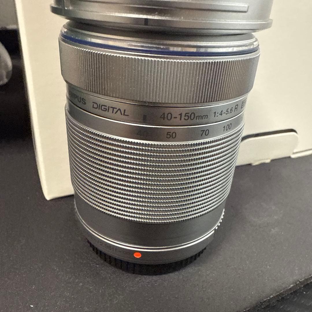 OLYMPUS PEN E-PL9 + 40-150mmレンズ