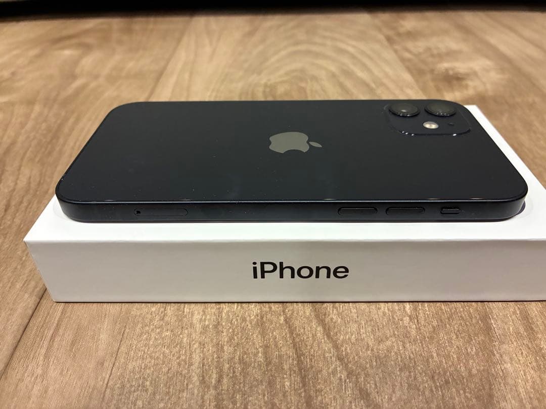 k*o様 Apple iPhone 12 64GB ブラック78%