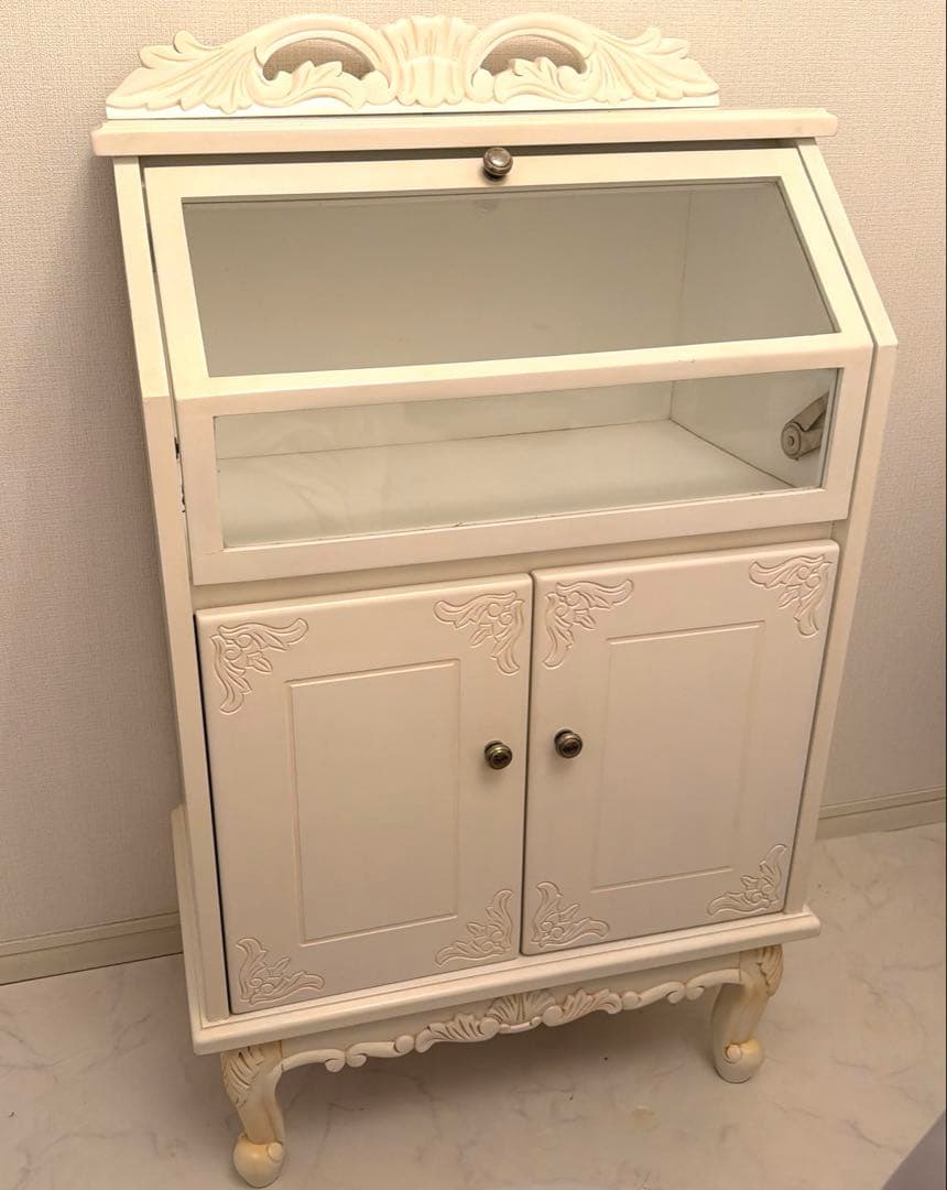 アンティーク　キャビネット　猫足　姫系家具　ロココ調