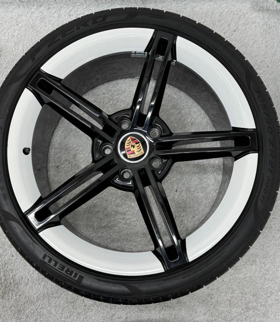 9J1 ポルシェ タイカン ターボS 純正 21インチPorsche Tycan