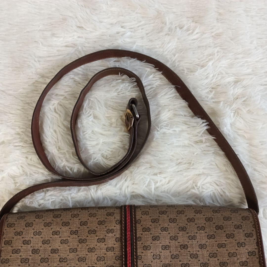 emission【GUCCI】グッチ　ショルダーバッグ　シェリーライン　✨