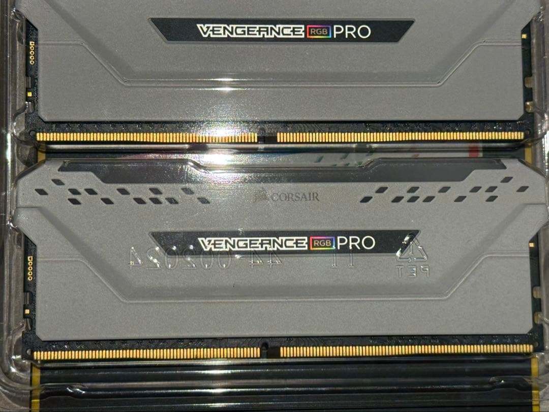 【CORSAIR】Corsair DDR4-3200MHz RGB 32GB