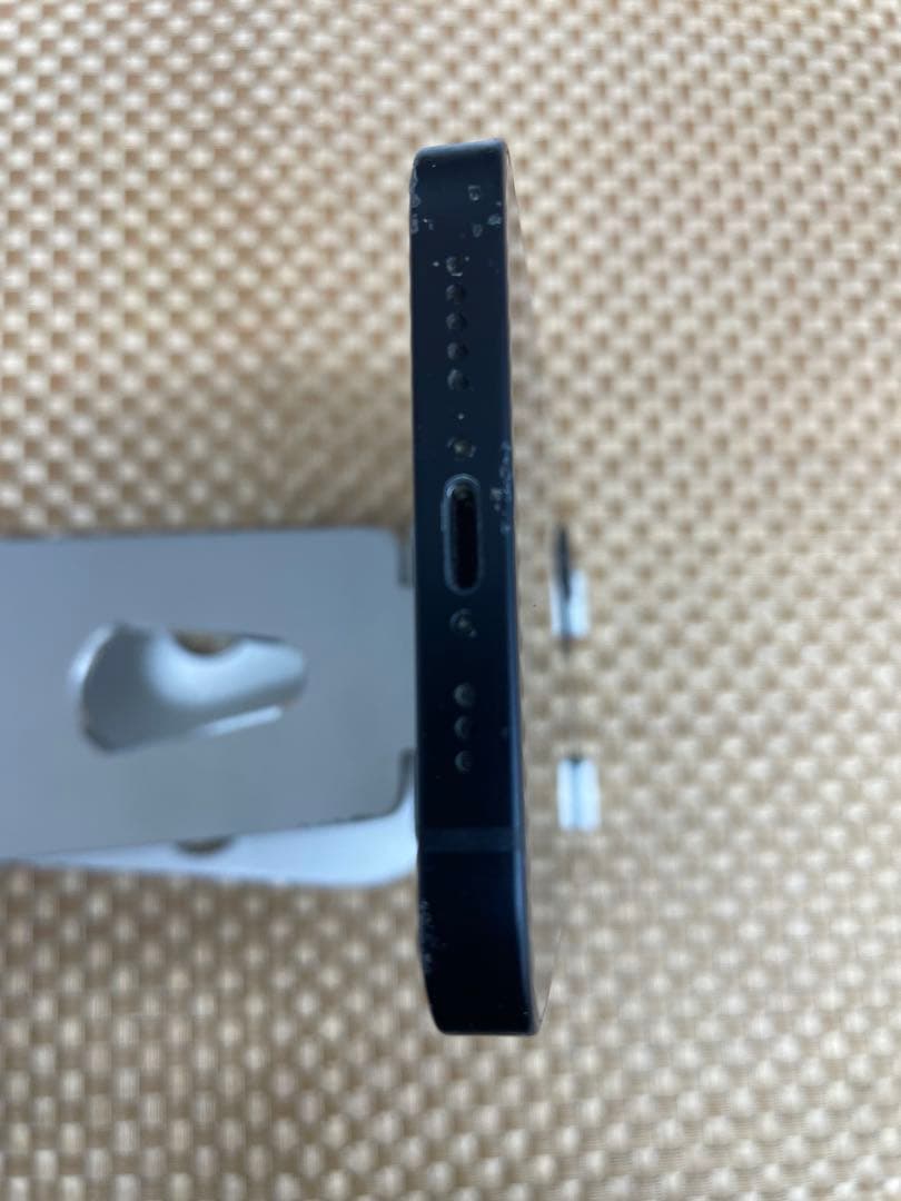 iPhone 12 64 GBブラックSIMフリー【2988】