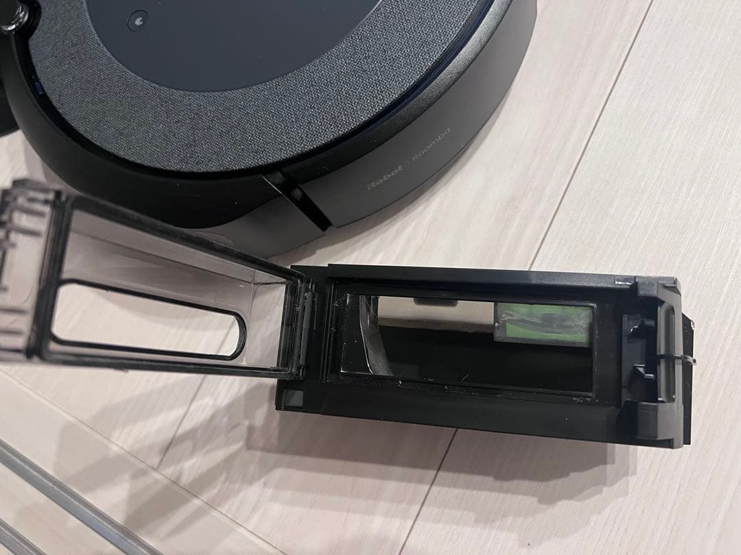 【美品】Roomba ルンバ i5+ ロボット掃除機 i555860