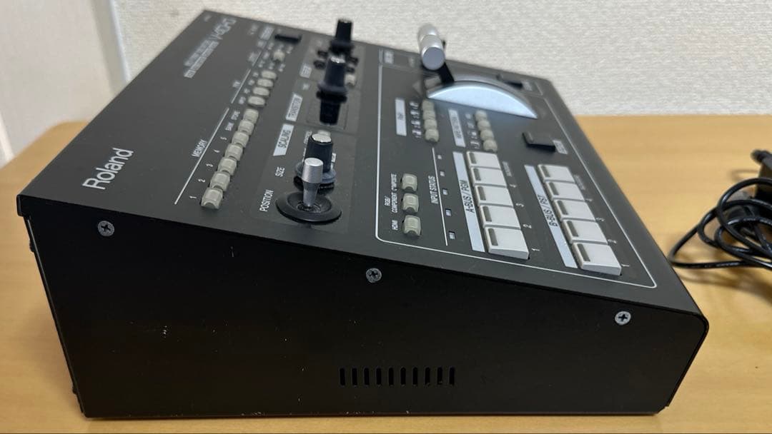 Roland V-40HD ビデオスイッチャー(リコール対象外機器)【中古品】
