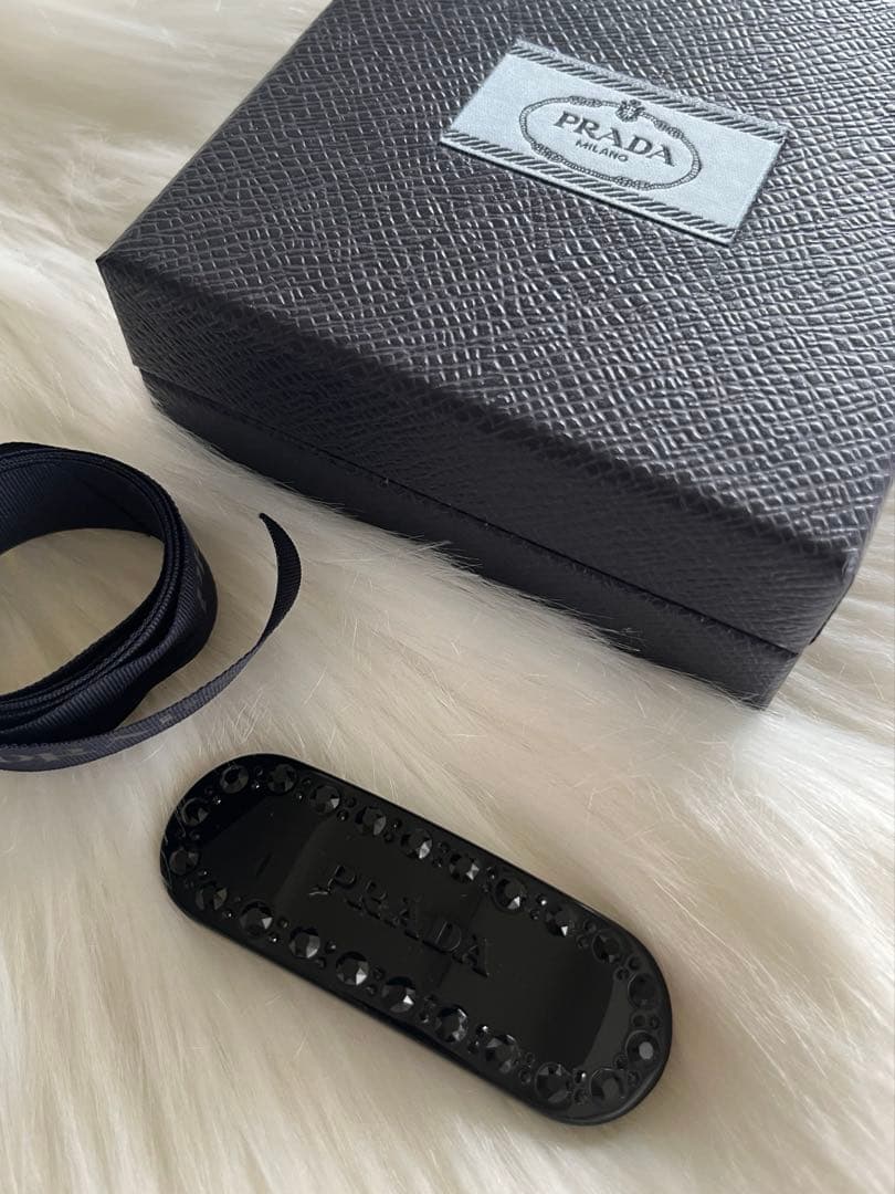 PRADA プラダ プレックス ヘアクリップ バレッタ 黒 定価71,500円