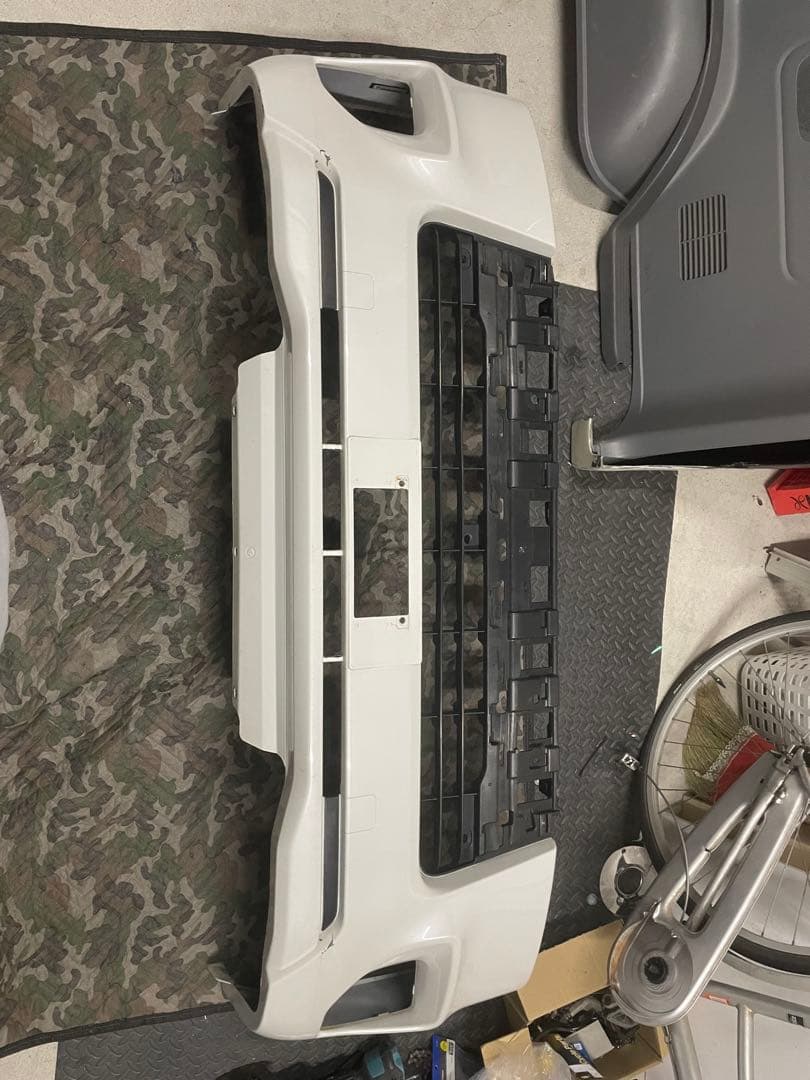 200系標準070ハイエースCRSコンバージョンバンパーEssexエセックス