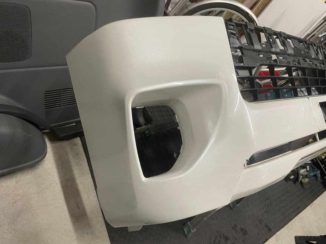 200系標準070ハイエースCRSコンバージョンバンパーEssexエセックス
