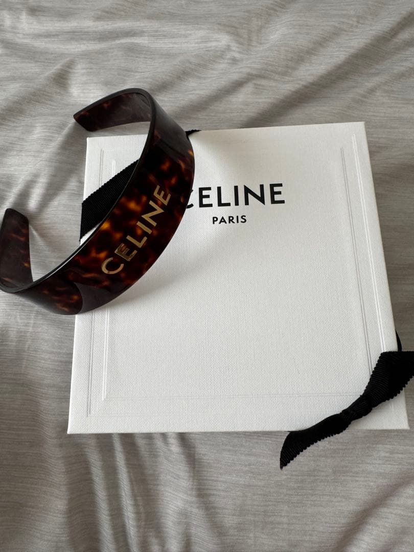 CELINE カチューシャ　ヘアバンド