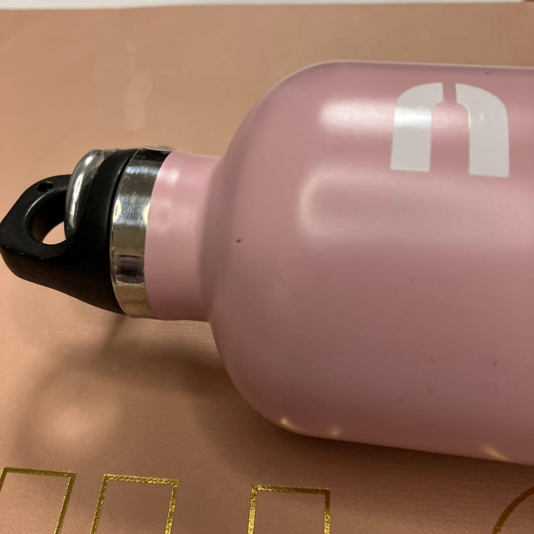MIU MIU ロゴ入り ステンレスボトル　水筒