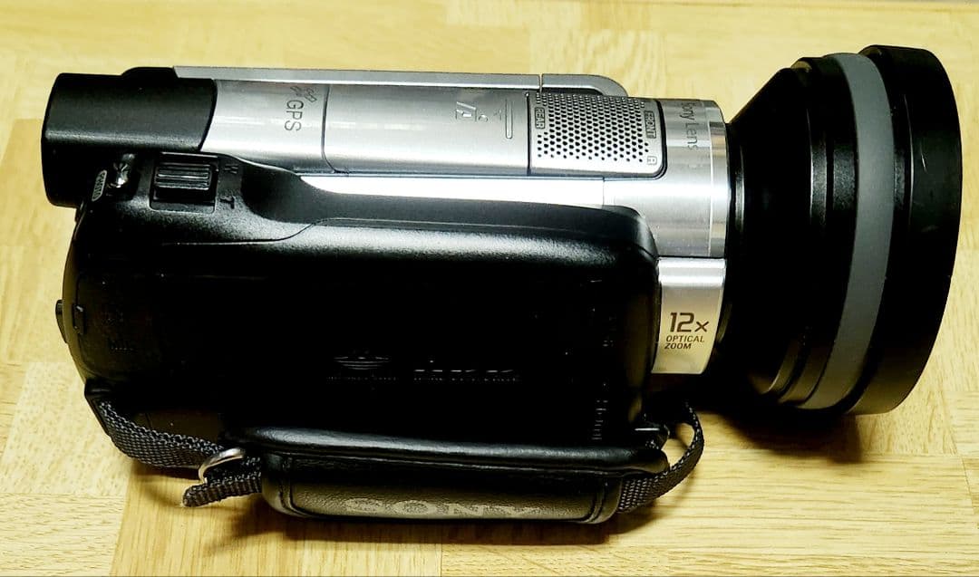 ソニー HDR-XR500V 付属品&広角レンズ&予備バッテリー2本付き