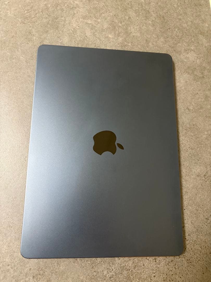 Apple MacBook ミッドナイト　本体