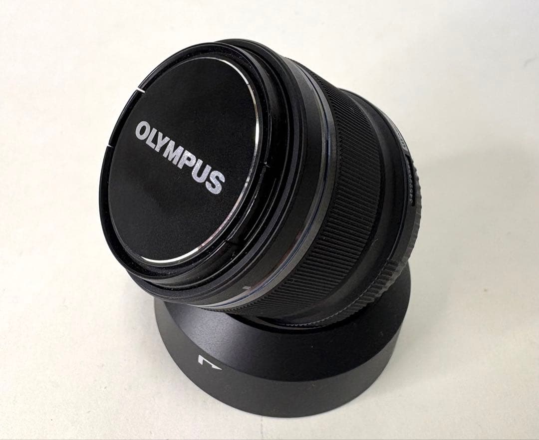 OLYMPUS オリンパス M.ZUIKO DIGITAL 25mm F1.8