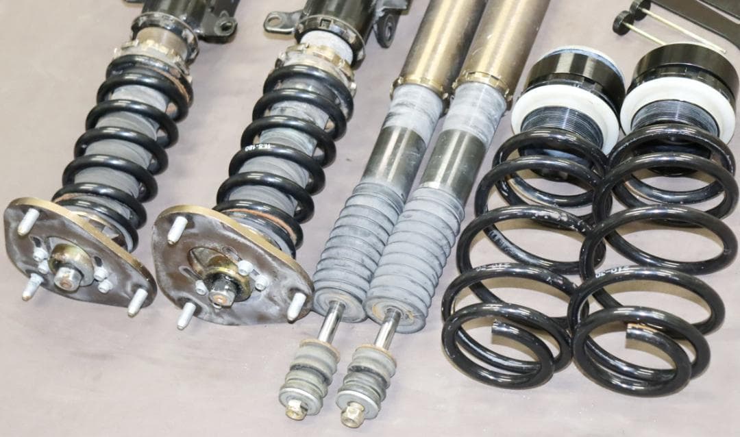 トヨタ プリウス ZVW30 ZVW35　RUSH(ラッシュ) 　車高調