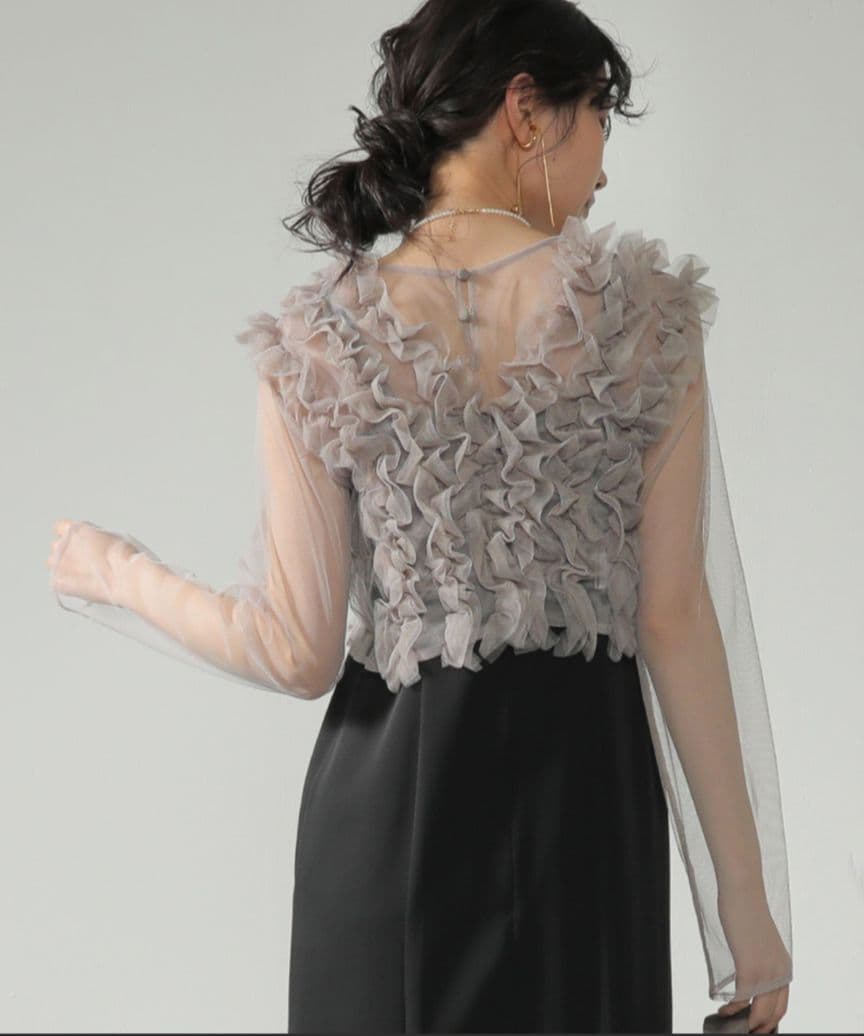 フリル付きシースルーロングドレス