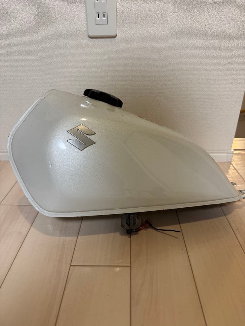 pokemon　スズキ グラストラッカー　タンク