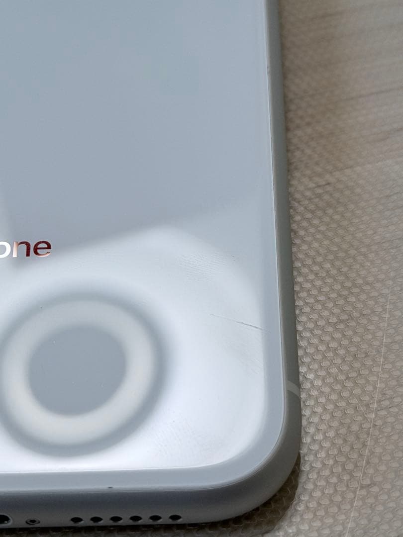 Apple iPhone XR 64GB ホワイト 本体　SIMフリー