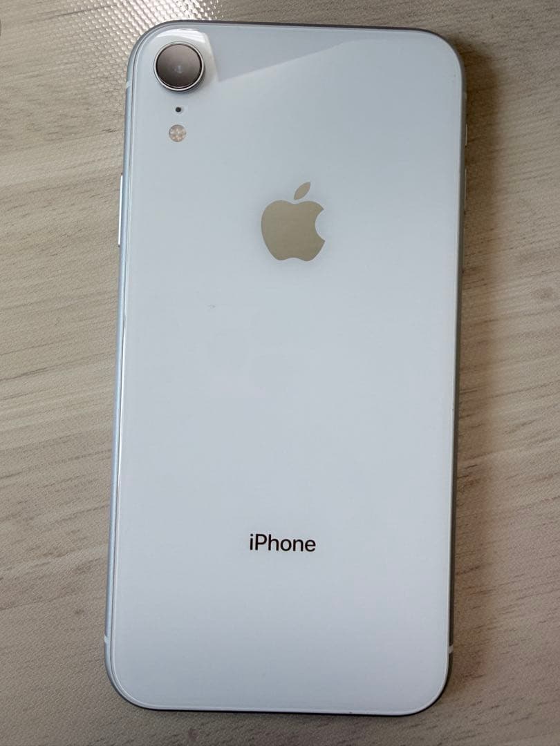 Apple iPhone XR 64GB ホワイト 本体　SIMフリー