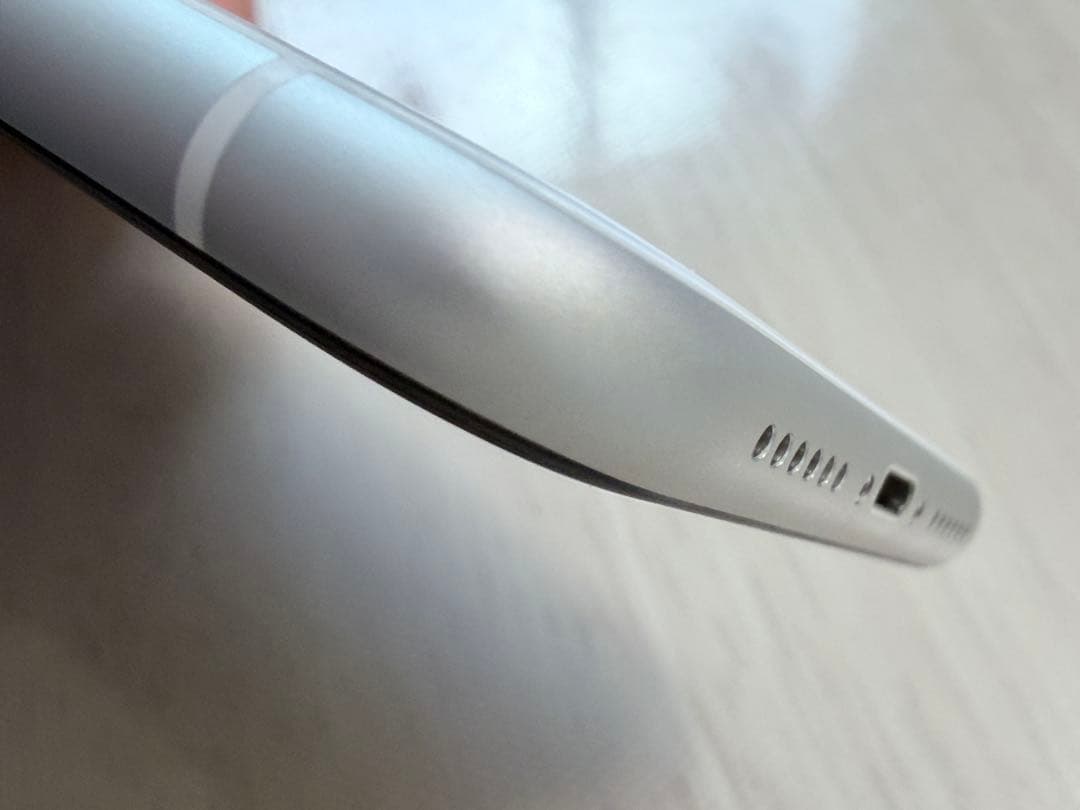 Apple iPhone XR 64GB ホワイト 本体　SIMフリー