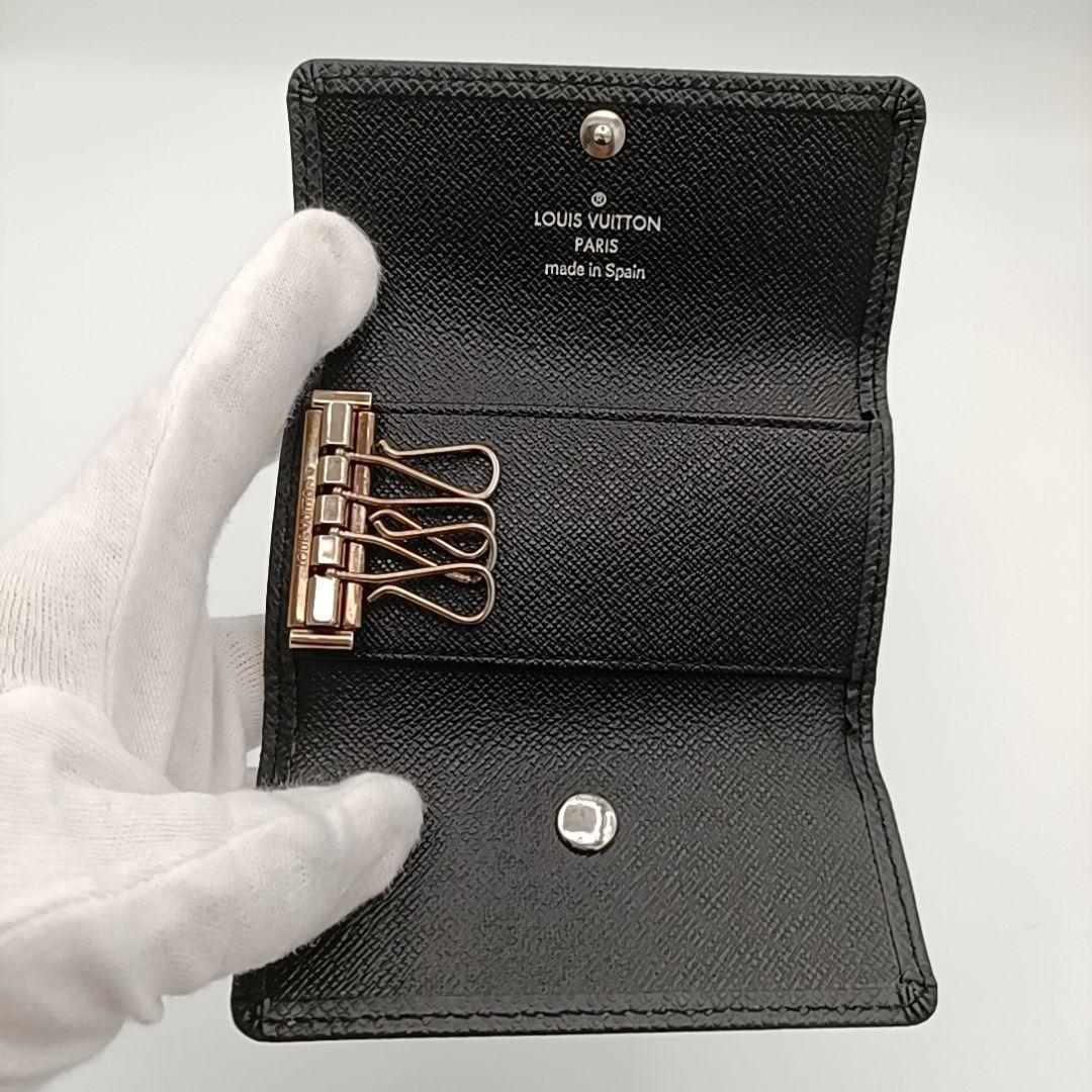 ルイヴィトン タイガ　ミュルティクレ4　キーケース　ノワール　ブラック