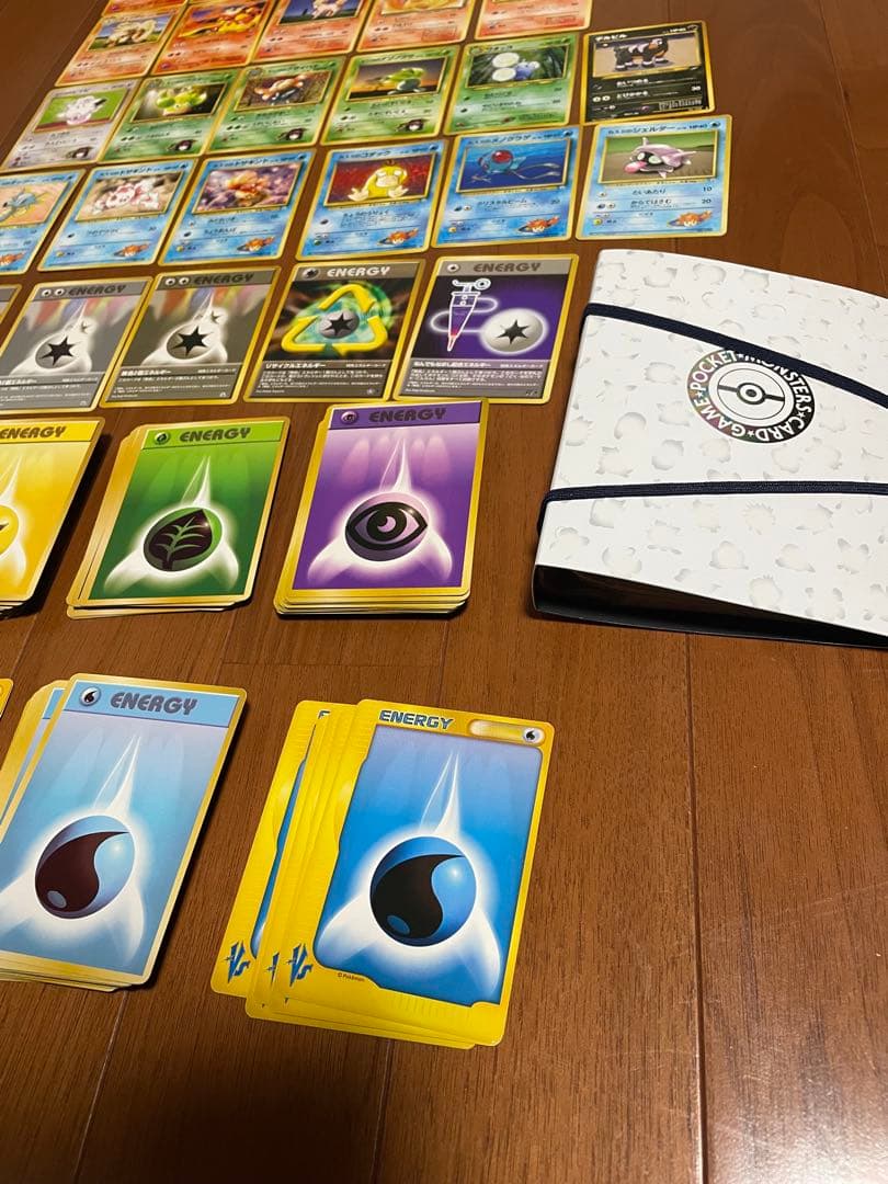 まとめ売り　ポケモンカード　旧裏各種とポケモンカード入れ