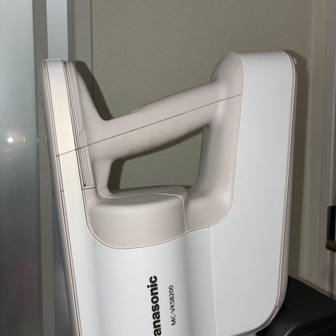 Panasonic コードレス掃除機 MC‐VKS8200 2020年製
