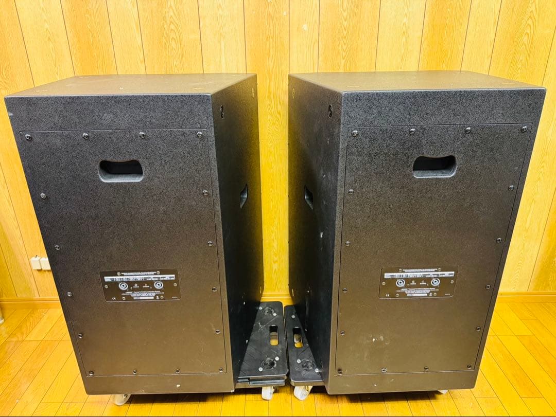 スピーカー・ウーファー BOSE LT9403 Panaray Loudspeaker System
