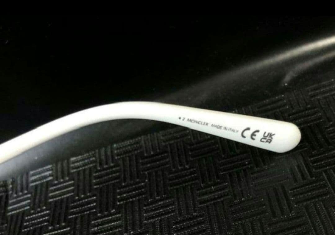 国内正規モンクレールML5204メガネ眼鏡MONCLER白めがねサングラス新品