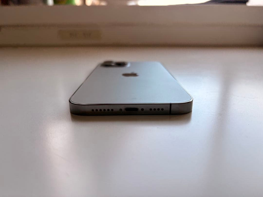 K*n様 iPhone 12 Pro Max 512GB（グラファイト） 美品