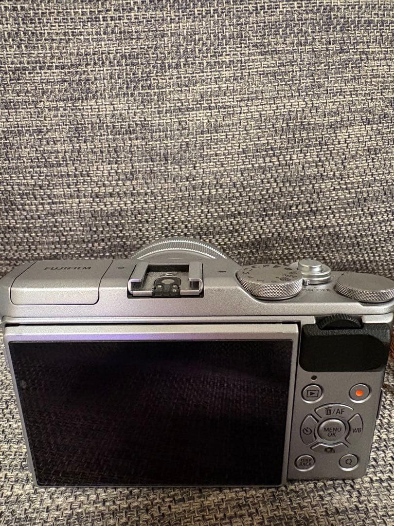 FUJIFILM X-A5 ミラーレス一眼カメラ 本体とレンズセット