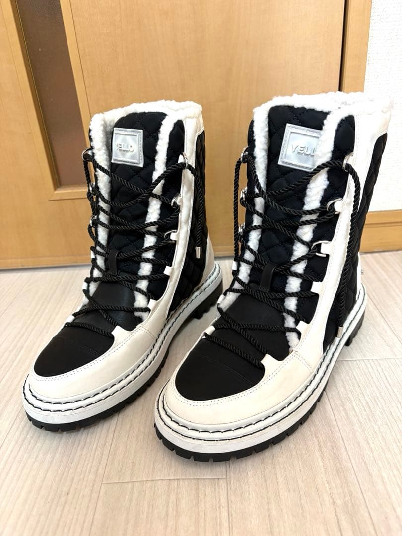 YELLO キルティングショートブーツ
