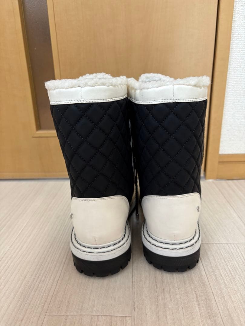 YELLO キルティングショートブーツ