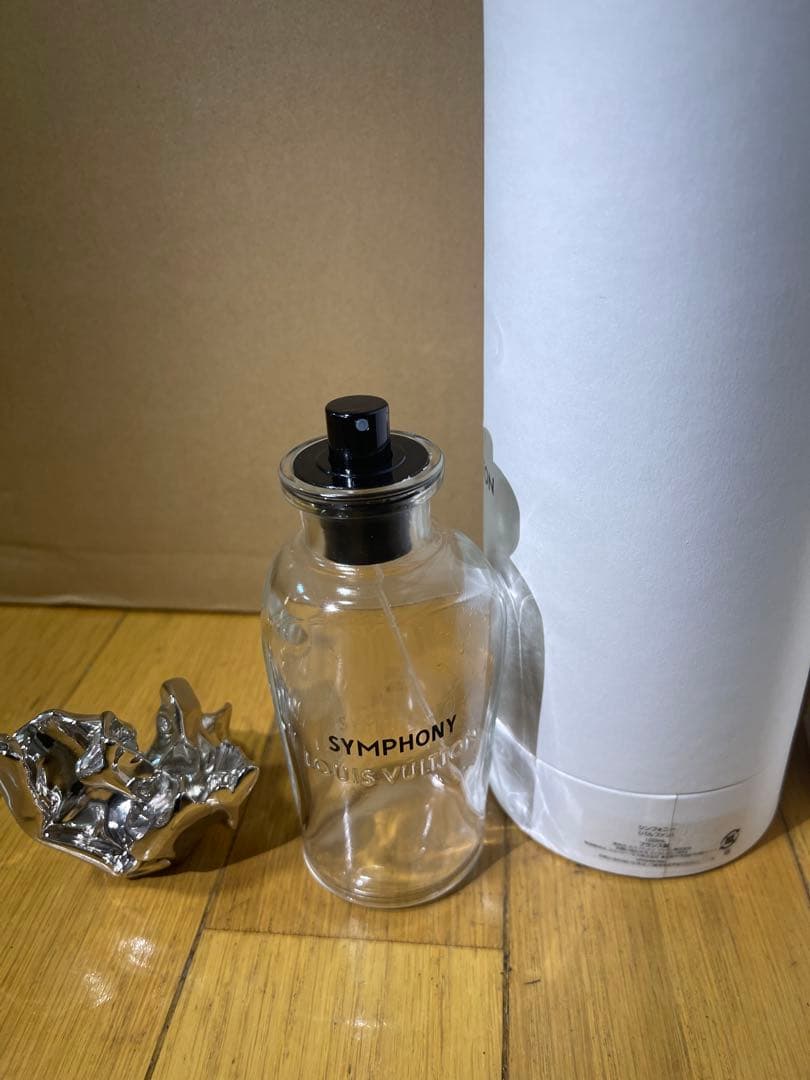 LOUIS VUITTON SYMPHONY 香水 空き瓶