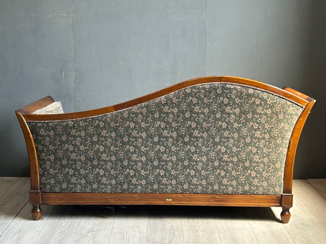 karimoku カリモク　コロニアル　3人掛けソファ　3Pソファ　洋風　nn