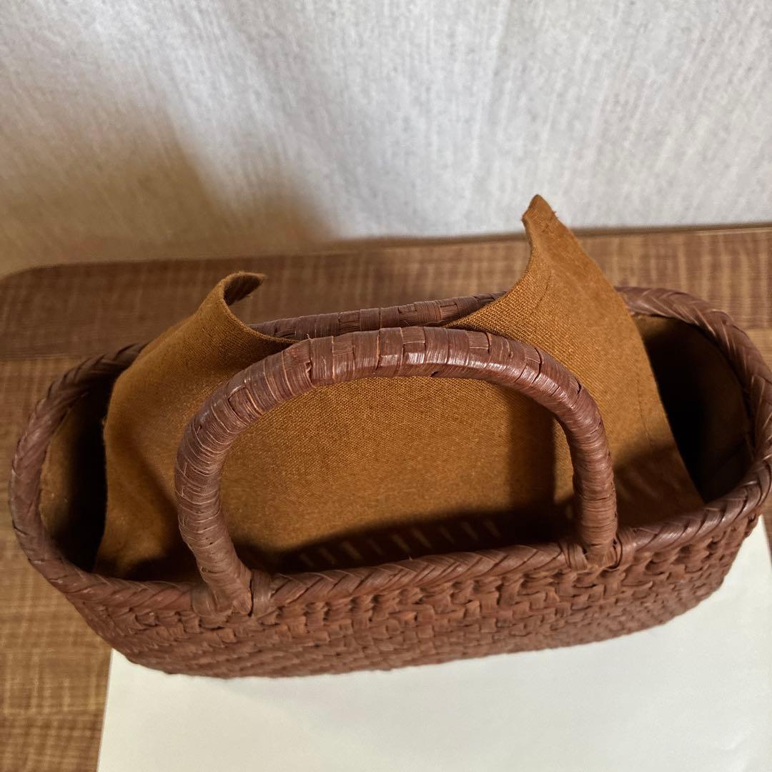 籐かごバッグ