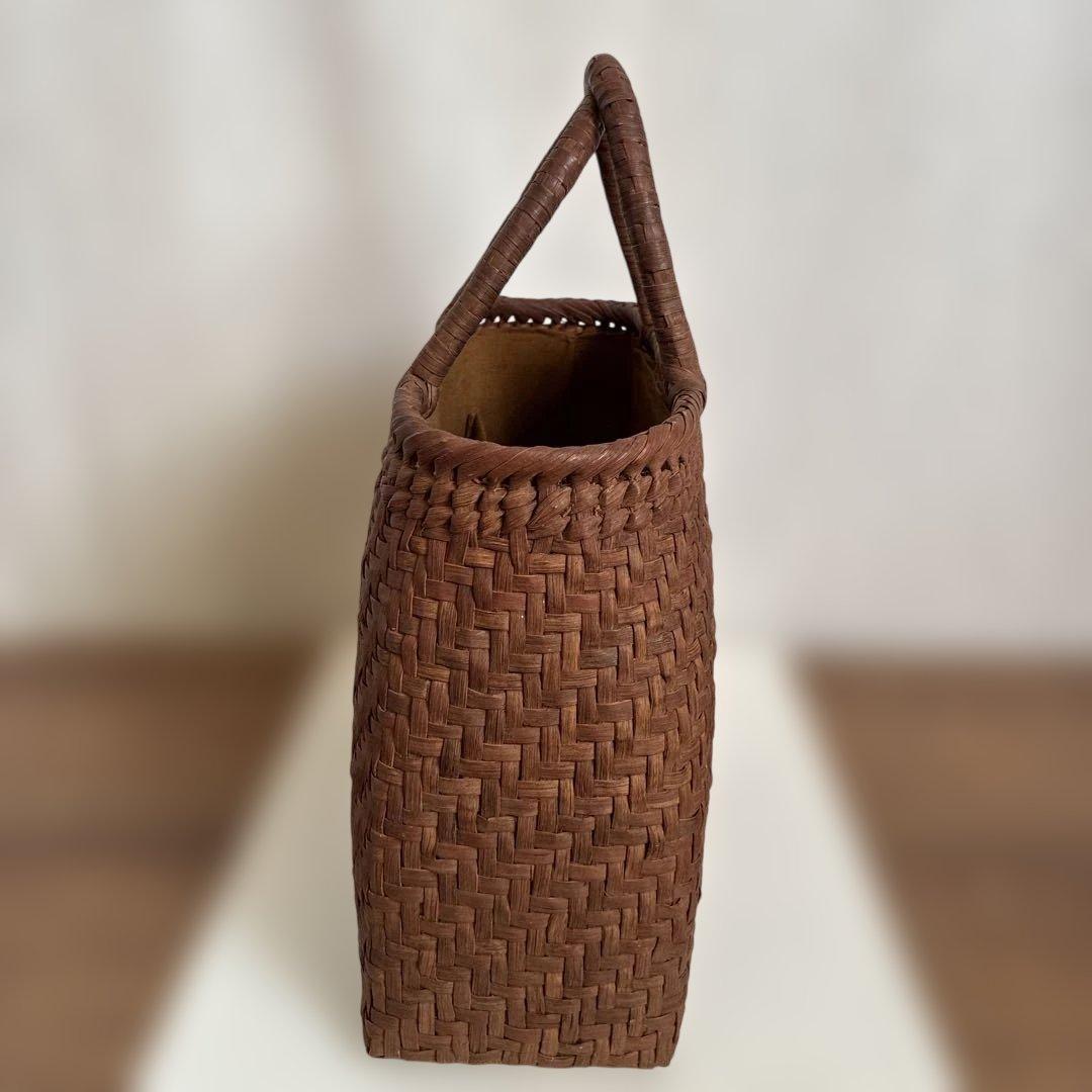 籐かごバッグ