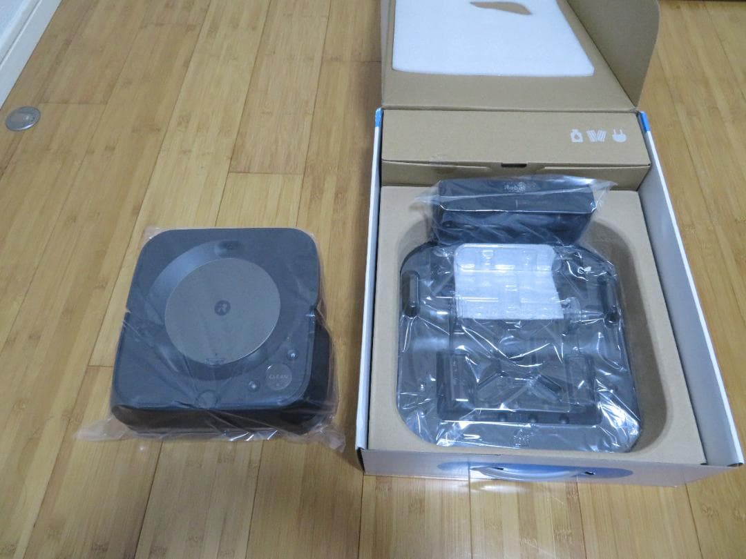 【たーきー】iRobot Braava jet m6 本体　【本体新品！】