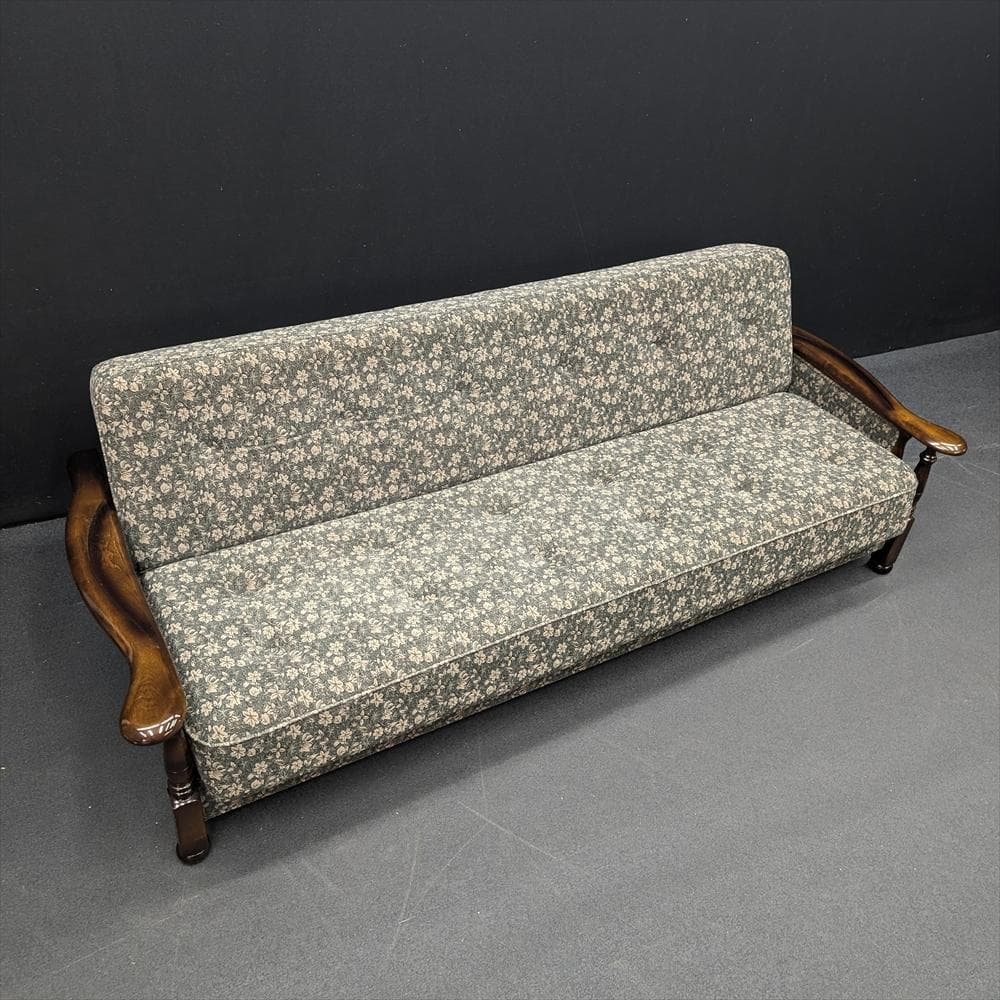 カリモク　コロニアル　ソファーベット　トリプルソファ　三人掛け　リビング　ベット