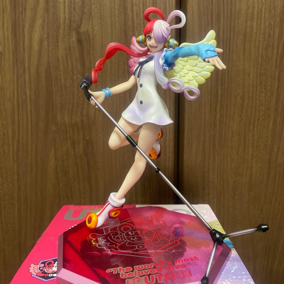 ワンピース　POP 世界の歌姫　ウタ　フィギュア