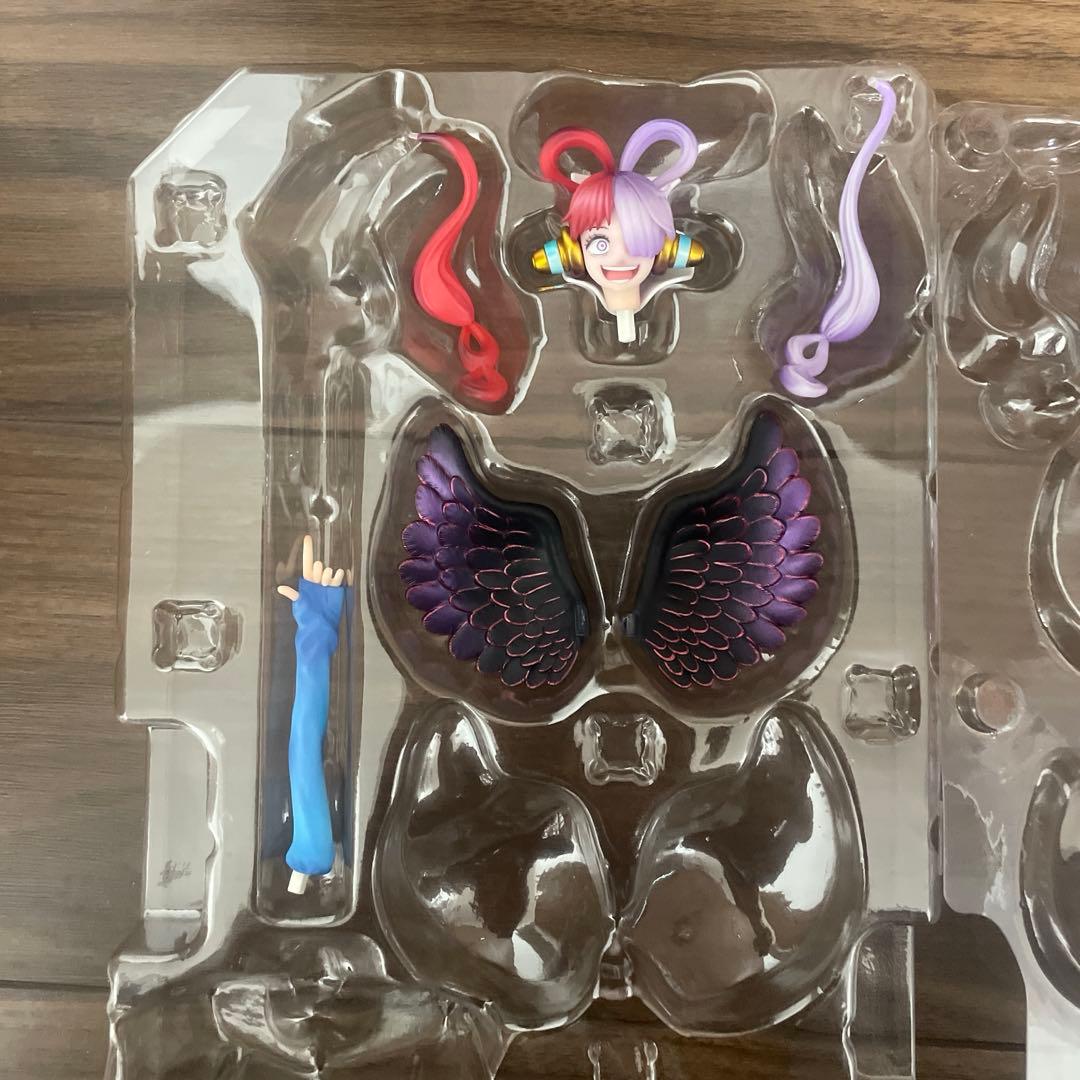 ワンピース　POP 世界の歌姫　ウタ　フィギュア