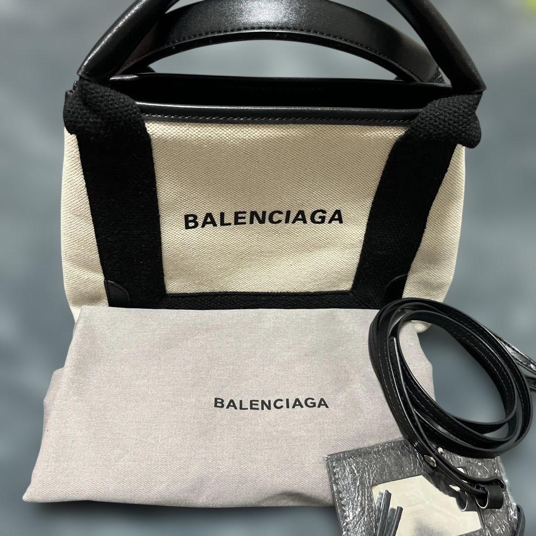 バレンシアガ　キャンバスバッグ XS ホワイト　ポーチ・ミラ−・保存袋付き