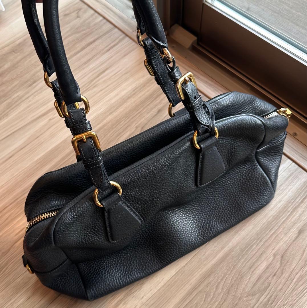 Prada プラダ レザー ハンドバッグ