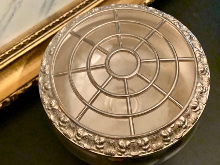 英国 アンティーク　IANTHE フラワー/ローズボウル・ベース/花器　銀メッキ