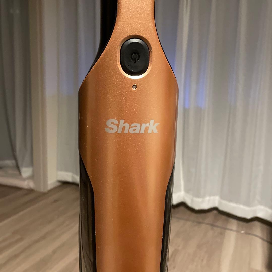Shark シャーク 充電式サイクロンスティッククリーナー