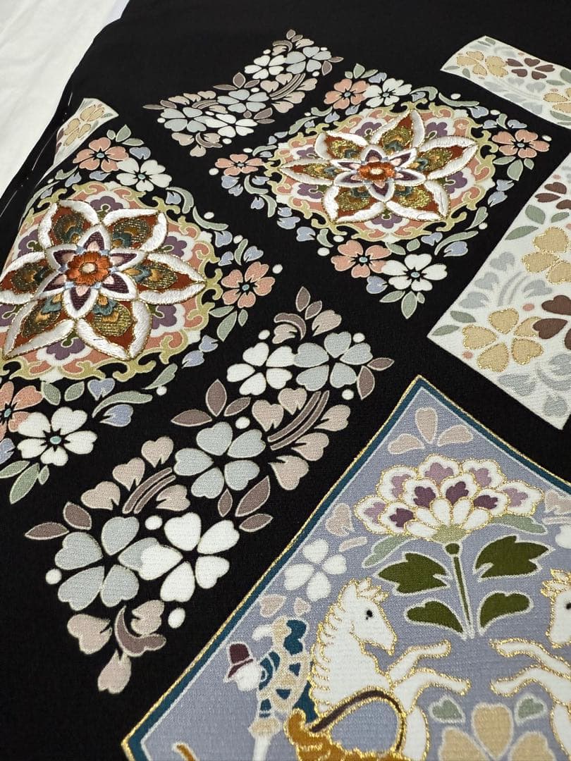 刺繍黒留袖しつけ付き北出与三郎本袋帯