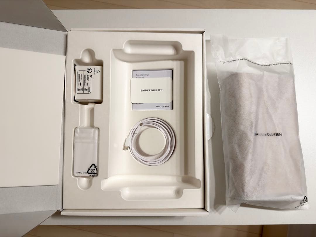 【新品同様】Bang & Olufsen Beosound Emerge