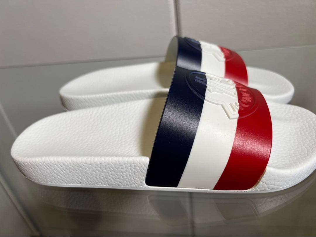 新品 MONCLER BASILEサンダル ホワイト