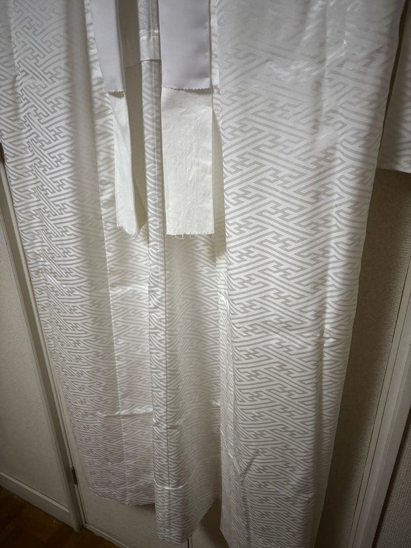 東レシルック　洗える長襦袢　袷　紗綾形模様　白　お仕立て品　無双袖　半衿つき