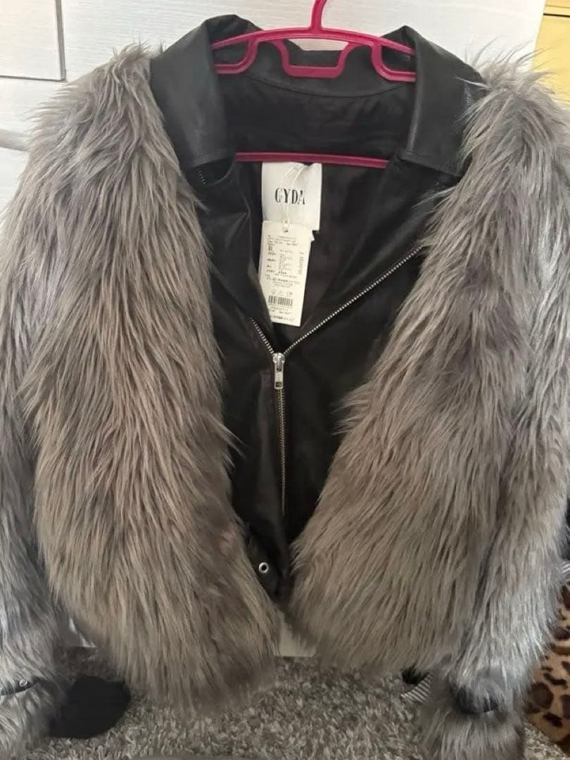 GYDA グレー レイヤードエコファーベルトライダース