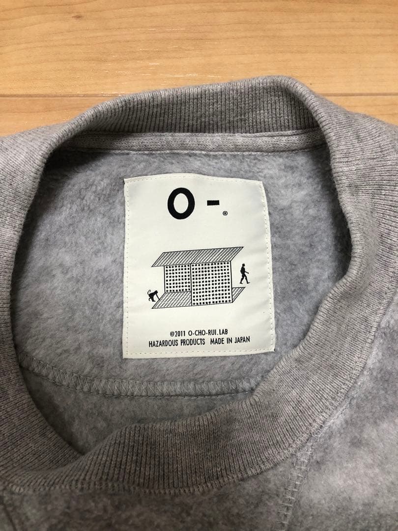 O(オー) レイチョウルイ FLEECE SWAET SHIRT
